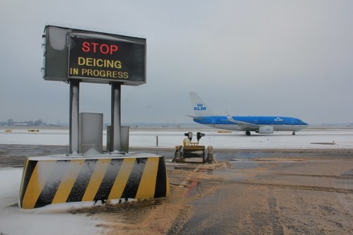 JCAII Stationay EMB at Schiphol Airport, Admsterdam (CNW Group/JCAII)